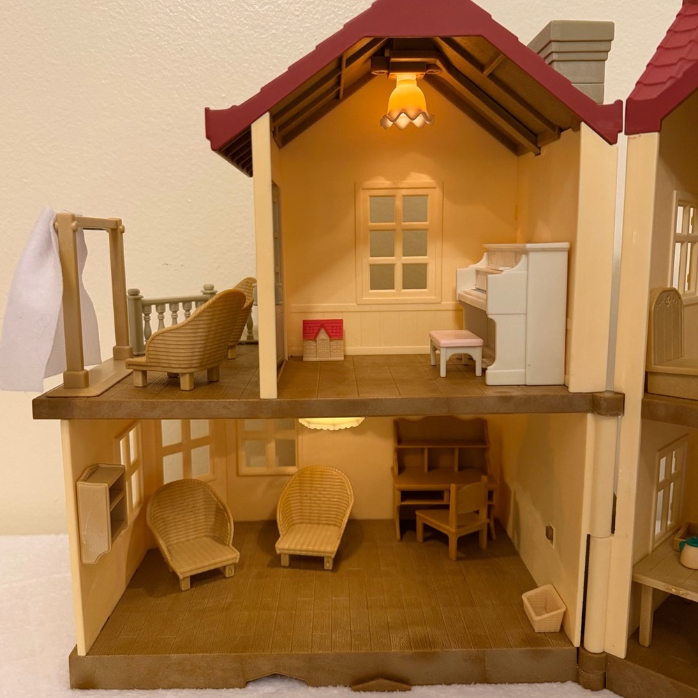 Calico Critter Red Roof Country Home ***working Lights & Extra Parts - Picture 4 of 15